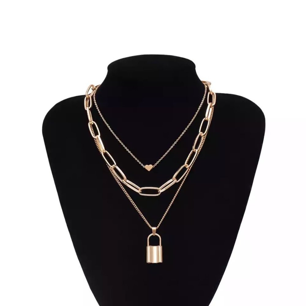 NEW! chain lock necklace set ✰ - Picture 4 of 5